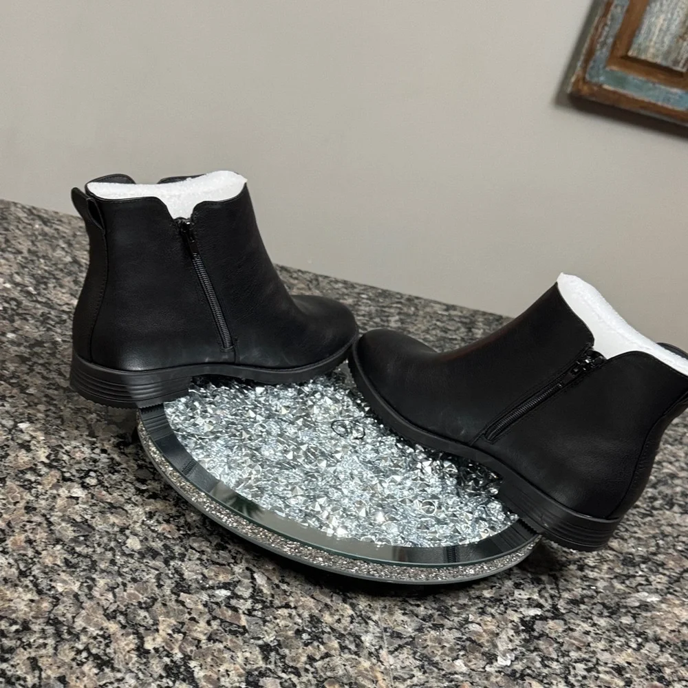 Style & Co. Black Ankle Booties with Side Zipper NWOT 10